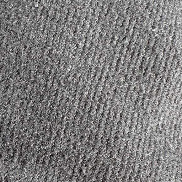 Banana Republic Men's Black Crewneck Sweater - Picture 3 of 3